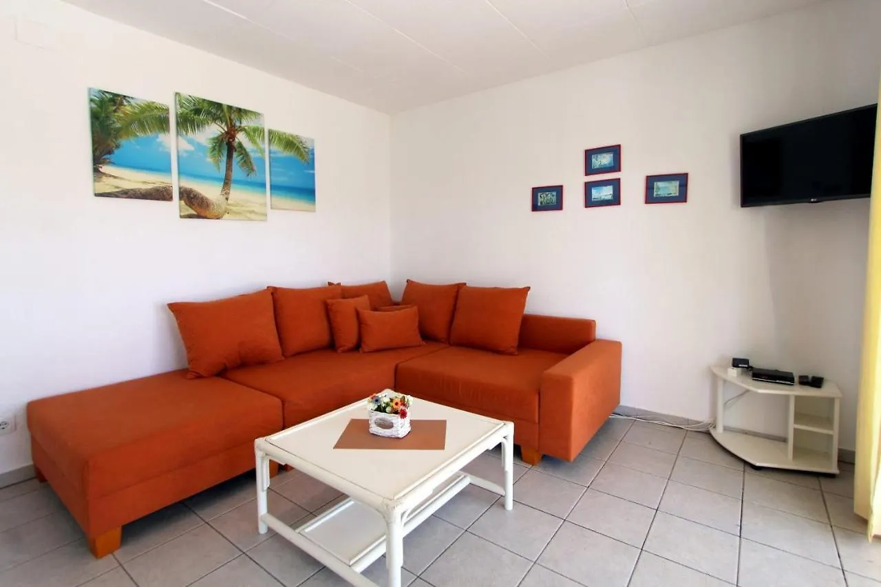 Leon Inmo Apartment Bella - 10412 Empuriabrava